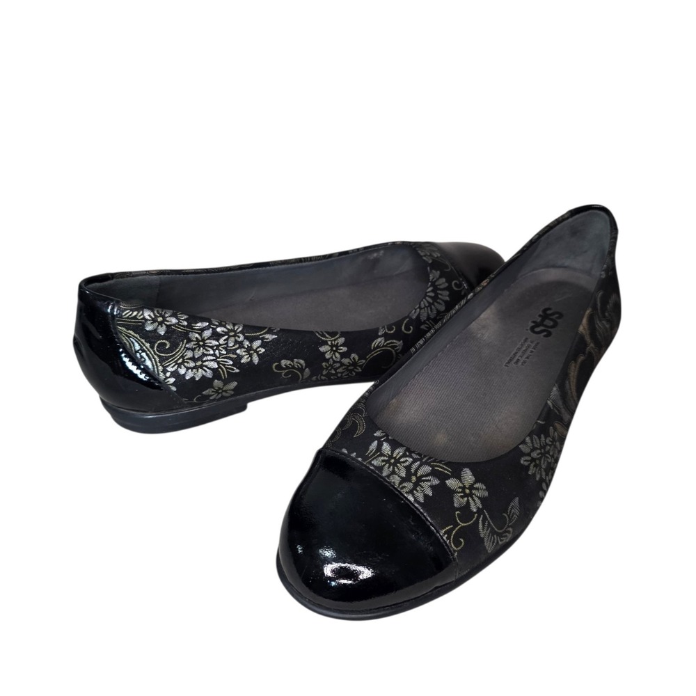 SAS Scenic Womens 8M Black Leather Patent Cap Toe Floral Ballet Flats
